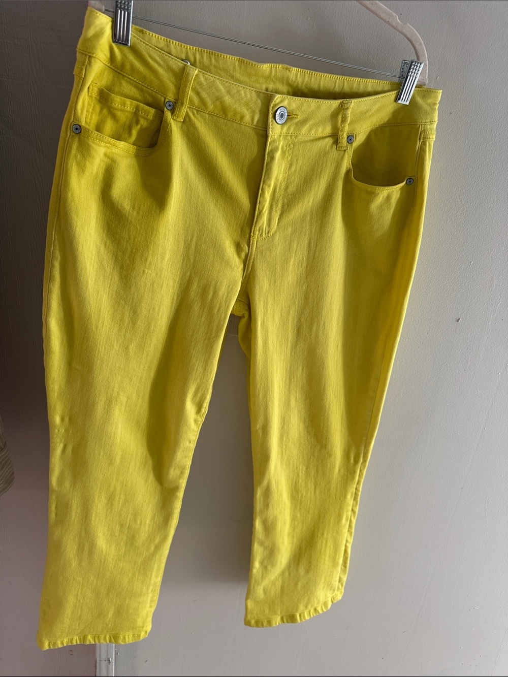 Cabi SZ 12 Neon Yellow/Green Women’s Jeans - Bright Denim Stretchy